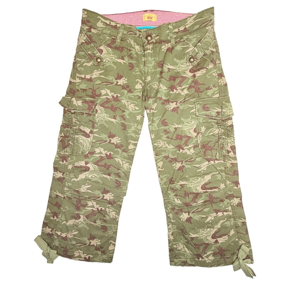Levi's Tab Twills Floral Camo Cargo Capri Pants Women's 11‎ Tie Hem